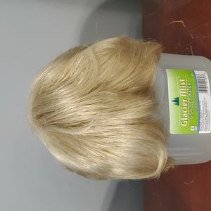 Blonde wig short hair